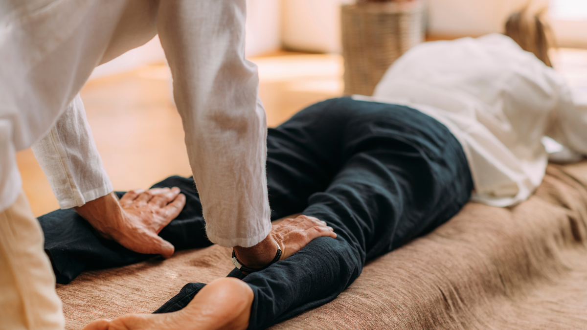 夜遅くまで対応している接骨院の探し方｜施術・費用・予約方法をわかりやすく解説